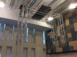 Hanging Truss